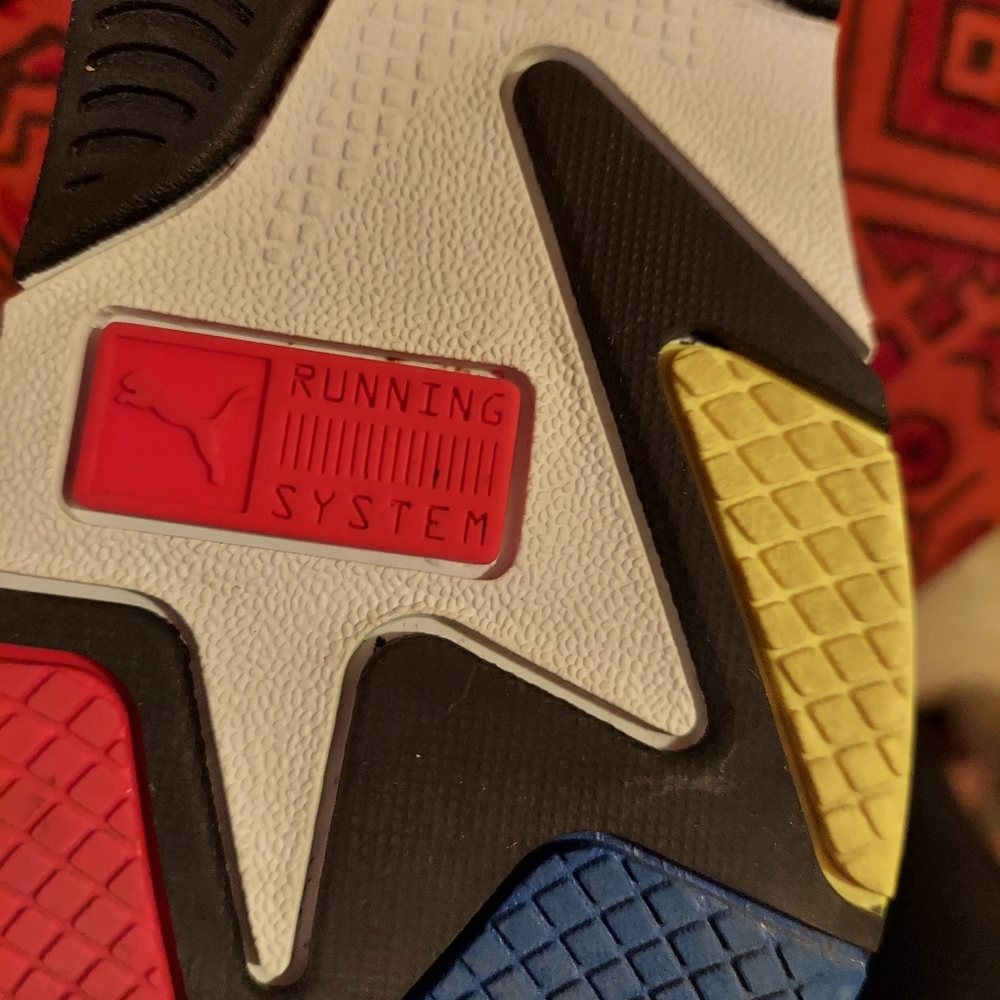 Sneakers - Picture 8 of 14